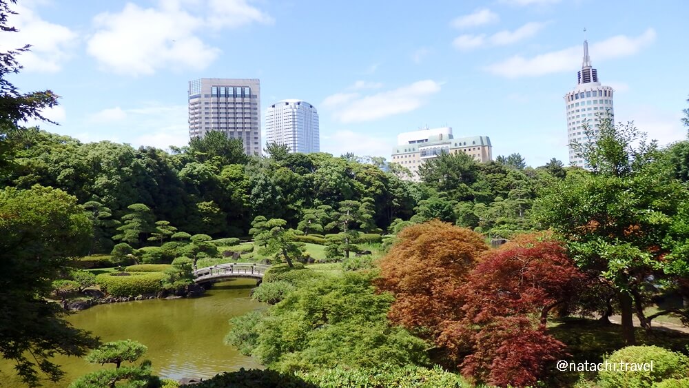 千葉幕張見濱園 千葉幕張見濱園是一日式庭園,城市中的綠洲
